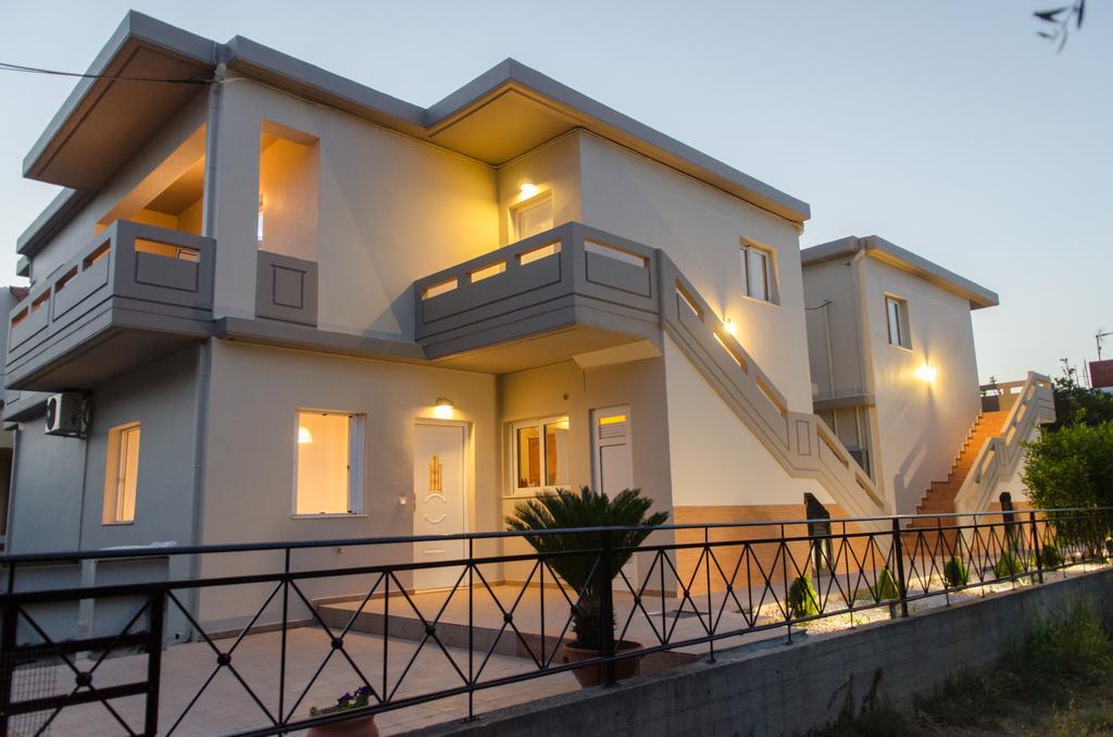 Iokasti Homes Kato Galatas エクステリア 写真